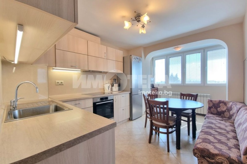 Na prodej  1 ložnice Sofia , Tolstoj , 67 m2 | 67889072