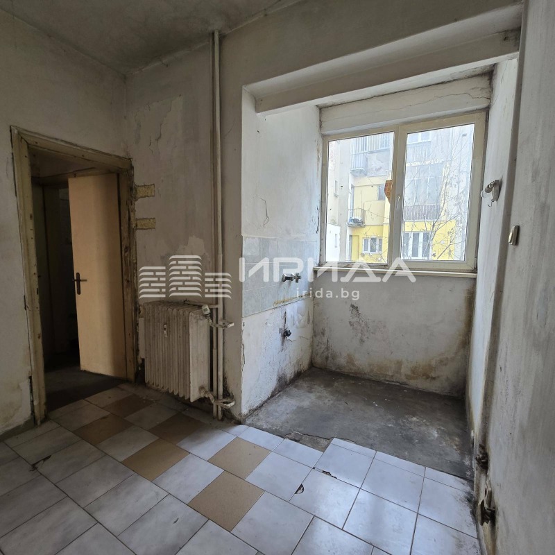 Продава 2-СТАЕН, гр. София, Банишора, снимка 5 - Апартаменти - 53343925