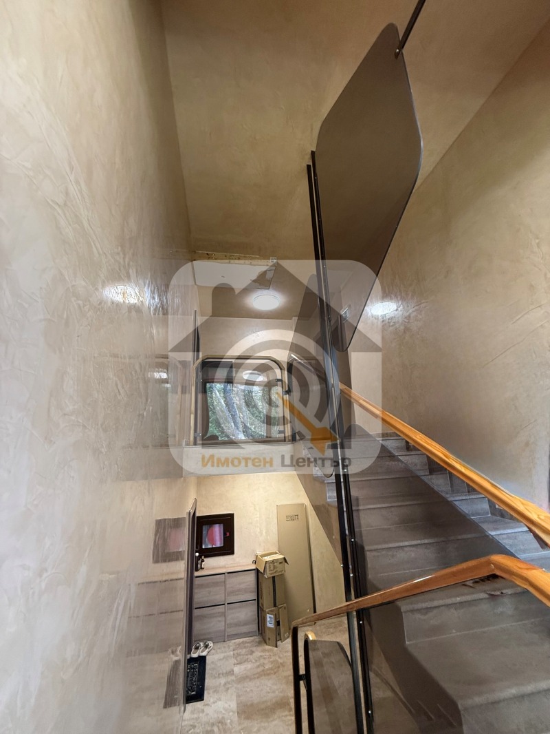 Te koop  2 slaapkamers Sofia , m-t Detski grad , 132 m² | 47964100 - afbeelding [2]