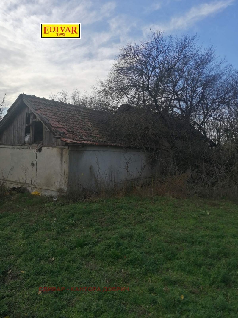 Продава КЪЩА, с. Котленци, област Добрич, снимка 3 - Къщи - 53072693