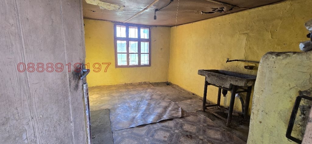 Продава КЪЩА, с. Върбица, област Велико Търново, снимка 8 - Къщи - 56165311