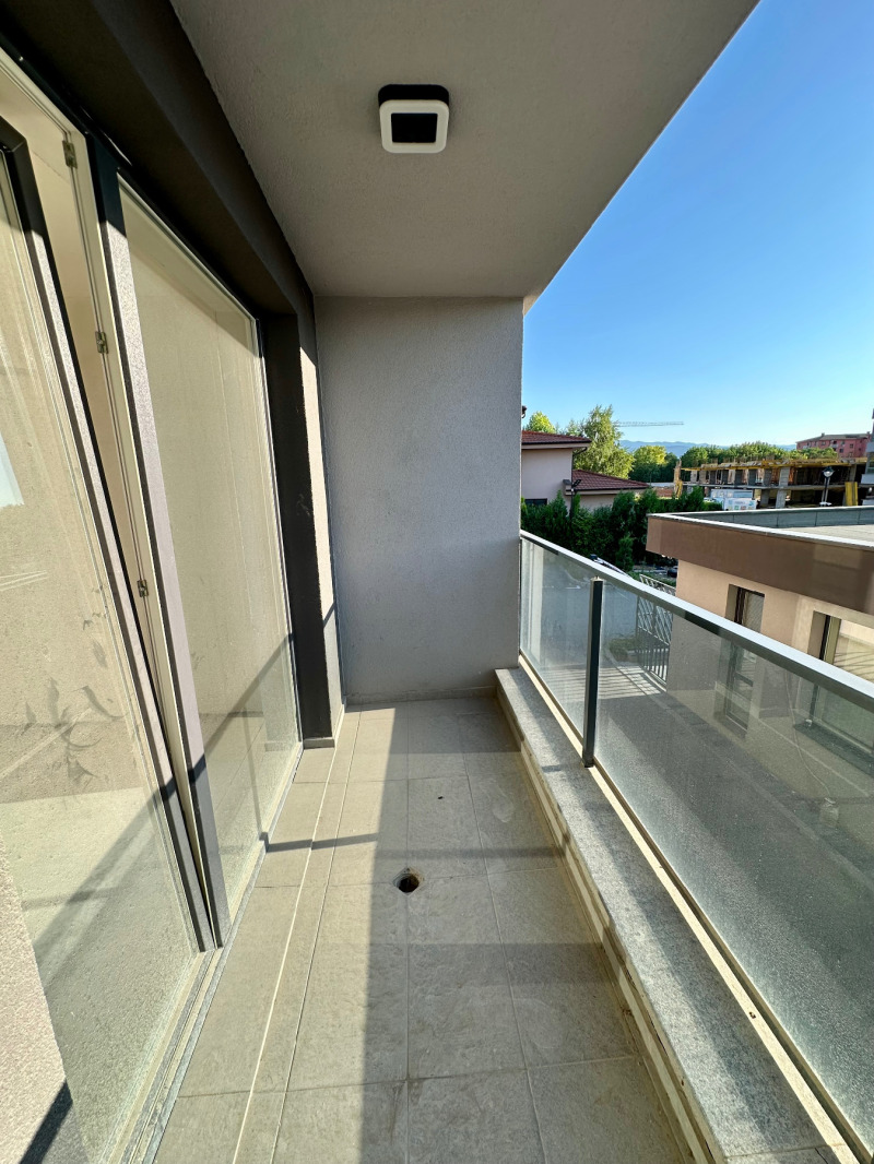Продава  2-стаен град Пловдив , Остромила , 68 кв.м | 42276153 - изображение [8]