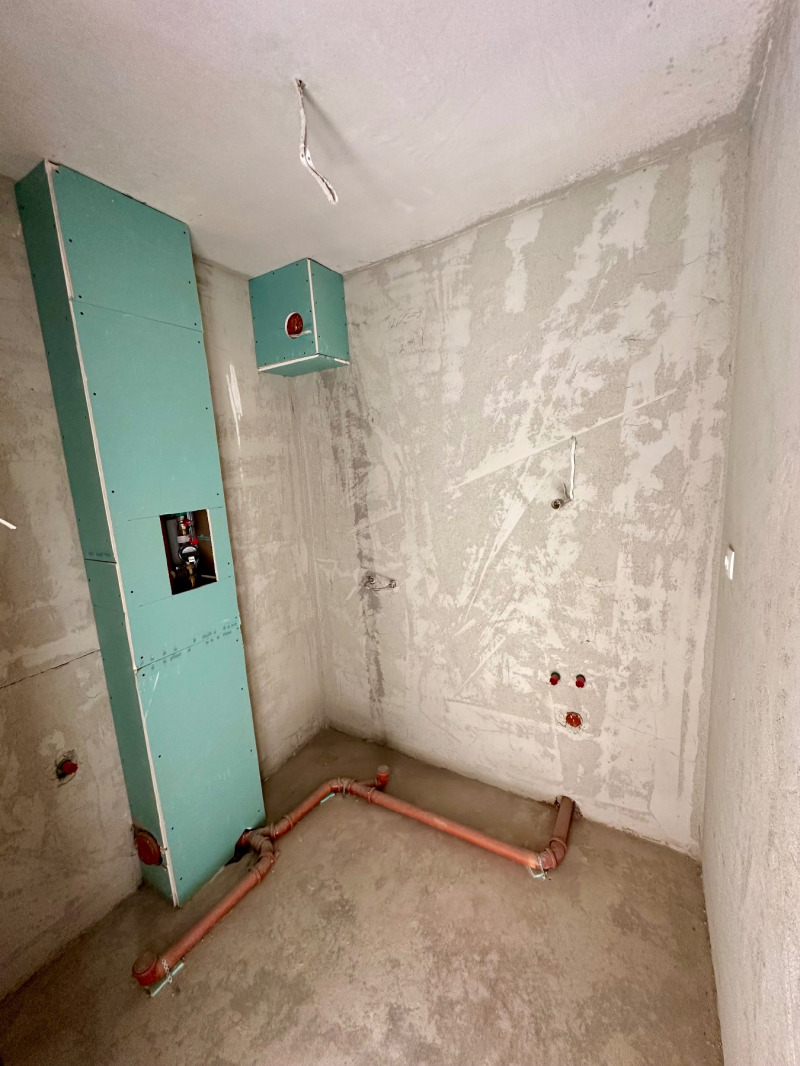 Продава  2-стаен град Пловдив , Остромила , 68 кв.м | 42276153 - изображение [7]