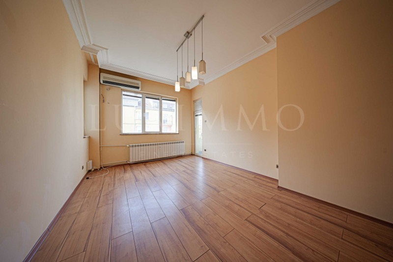 À venda  2 quartos Sofia , Centar , 102 m² | 16420410 - imagem [14]