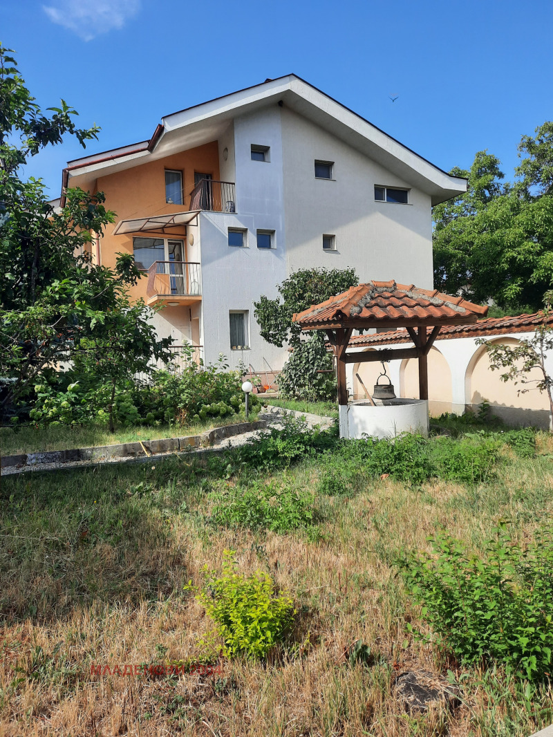 Продава  Къща град София , с. Герман , 246 кв.м | 21592439 - изображение [2]
