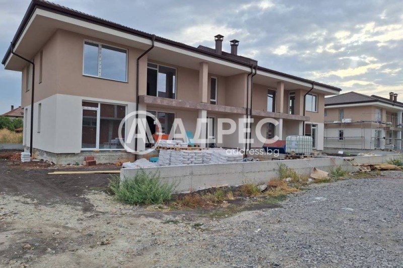 Til salgs  Hus Sofia , Mramor , 262 kvm | 53547143 - bilde [2]