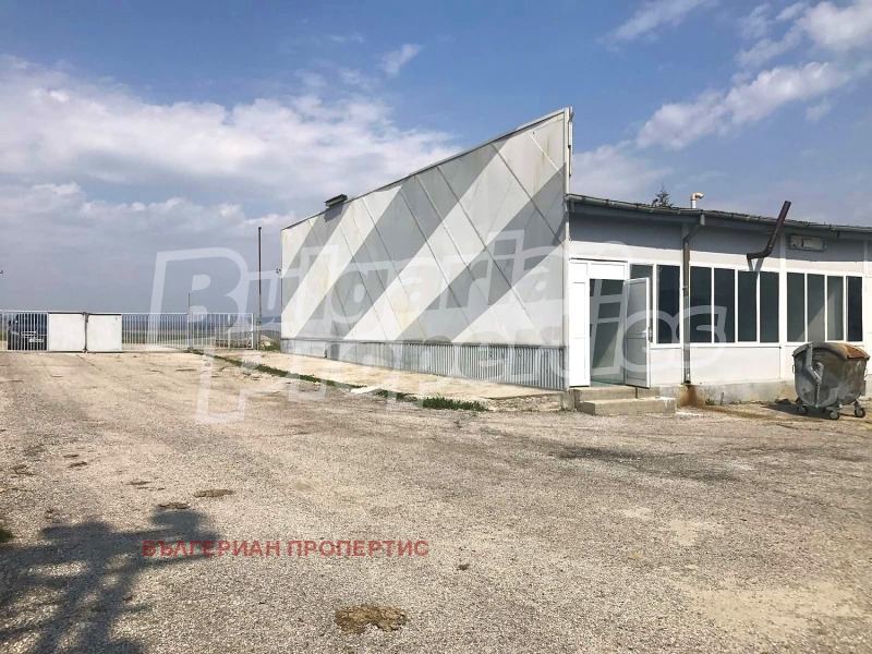 Продава СКЛАД, с. Величка, област Търговище, снимка 3 - Складове - 53531194