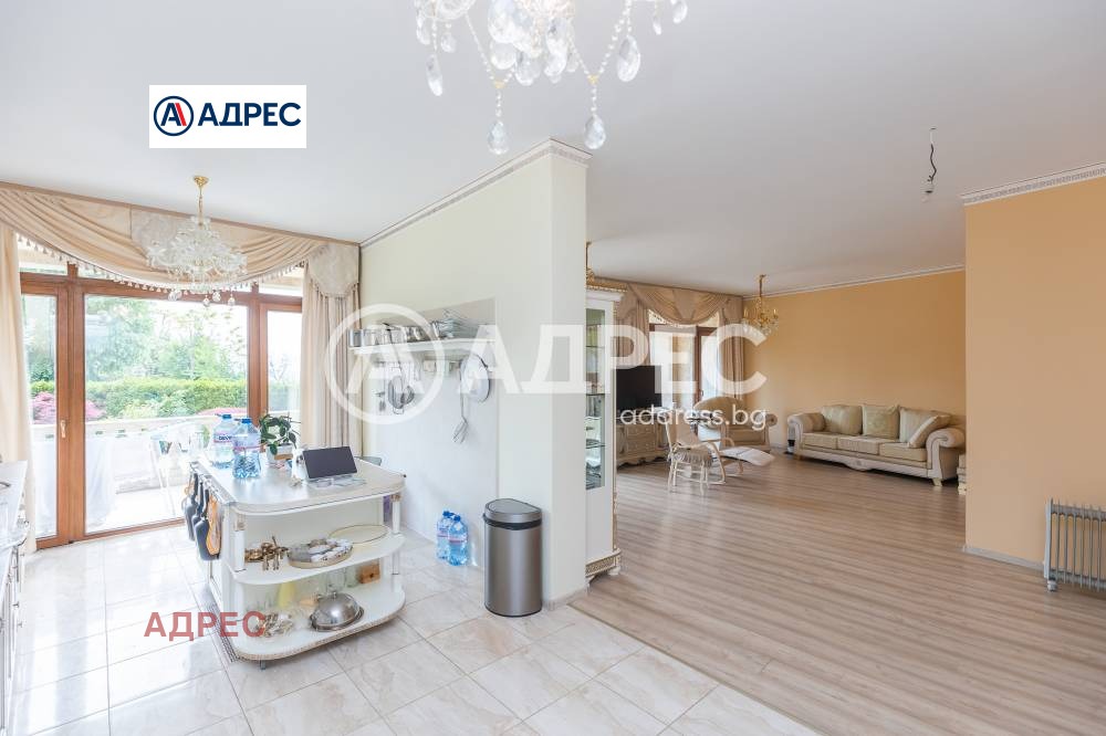Продава МНОГОСТАЕН, гр. Варна, м-т Салтанат, снимка 5 - Апартаменти - 54559987