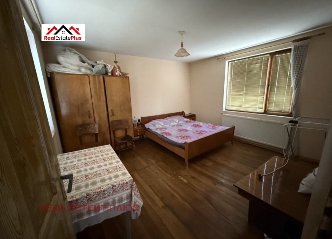 Продава КЪЩА, с. Врабево, област Ловеч, снимка 2 - Къщи - 51300975
