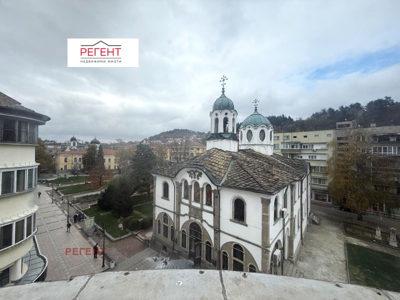 Продава 3-СТАЕН в град Габрово, Център - 145 кв.м / 120 000 € » 234 699.60 лв., РЕГЕНТ