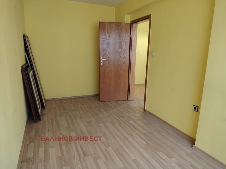 Продава  2-стаен град Варна , Базар Левски , 62 кв.м | 40385536 - изображение [4]