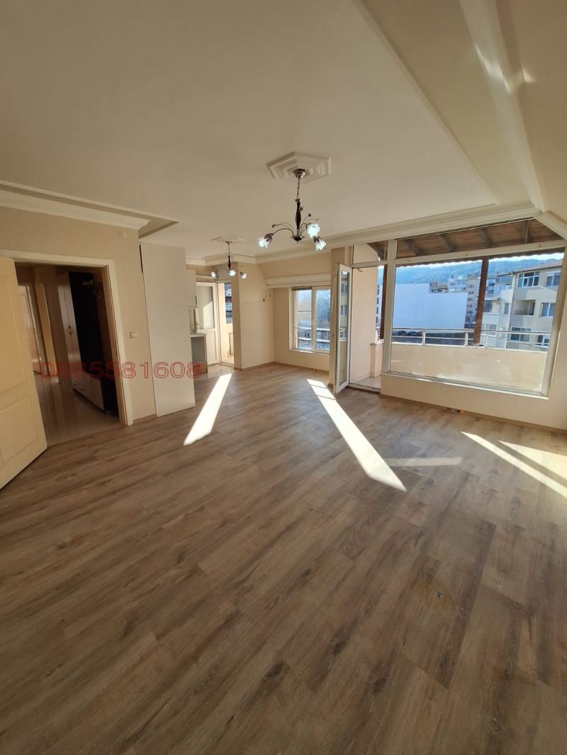 Продава 3-СТАЕН, гр. Кърджали, Възрожденци