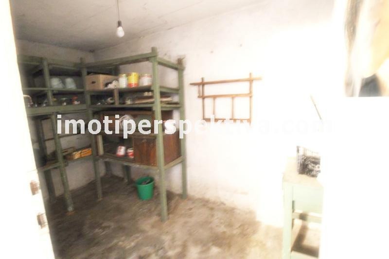 For Sale  House Floor Plovdiv , Hristo Smirnenski , 133 sq.m | 82384756 - image [17]