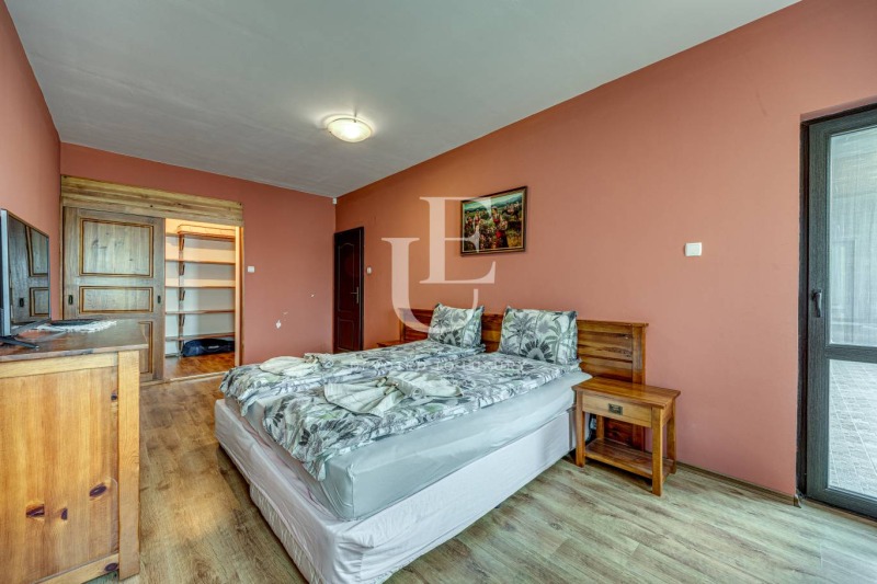 À venda  Casa região Sófia , Godetch , 380 m² | 54818504 - imagem [8]