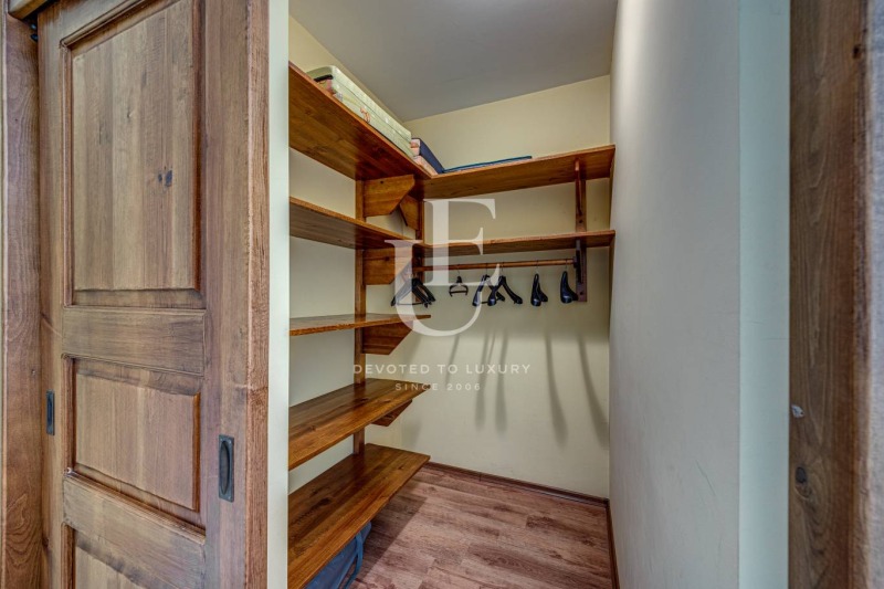 À venda  Casa região Sófia , Godetch , 380 m² | 54818504 - imagem [6]