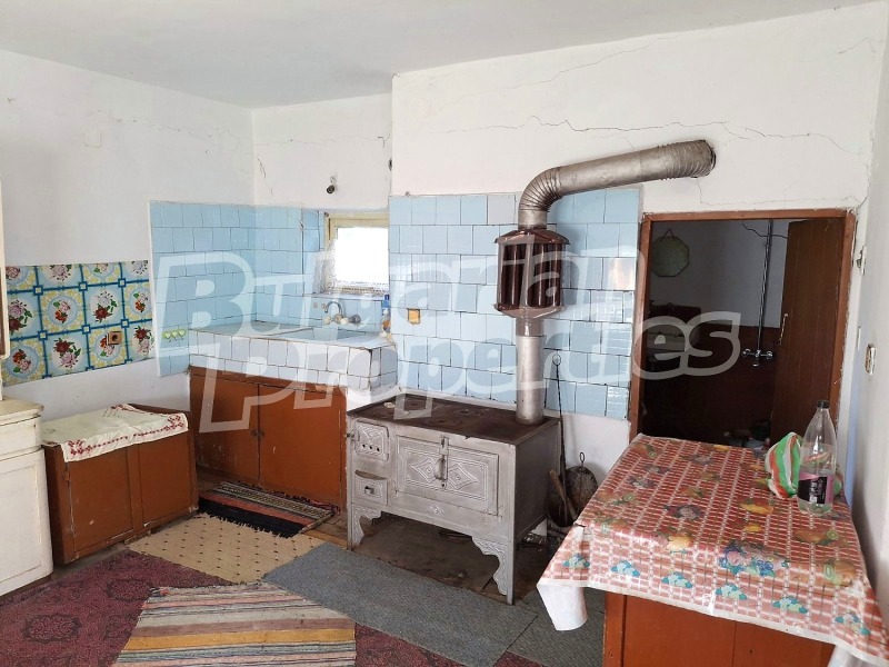 Продава КЪЩА, с. Стрелец, област Велико Търново, снимка 3 - Къщи - 53158555