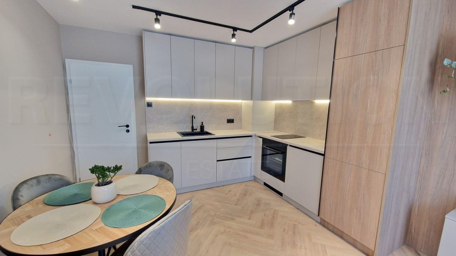 Продава МНОГОСТАЕН, гр. София, Дружба 1, снимка 2 - Апартаменти - 56206076