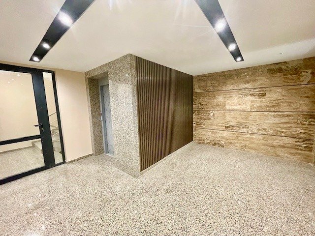 Продава  2-стаен, град Стара Загора, Център •  103 000 EUR • ID 68025966 — holmes.bg - [1] 