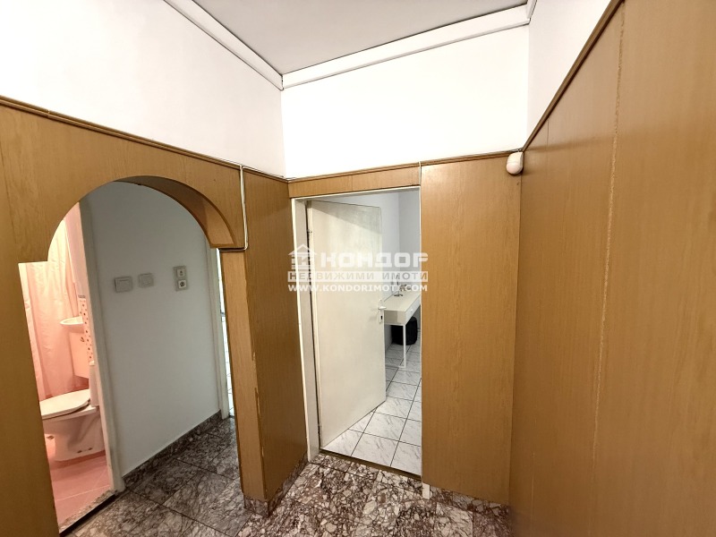 На продаж  2 спальні Пловдив , Въстанически , 95 кв.м | 58132713 - зображення [15]