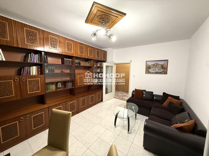 На продаж  2 спальні Пловдив , Въстанически , 95 кв.м | 58132713