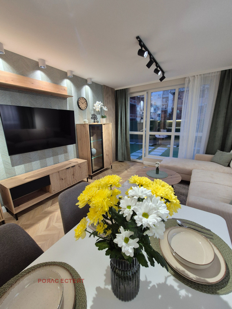 Продава 3-СТАЕН, град Стара Загора, Железник - център • 230000 € / 449840.90 лв. • 88223250 1