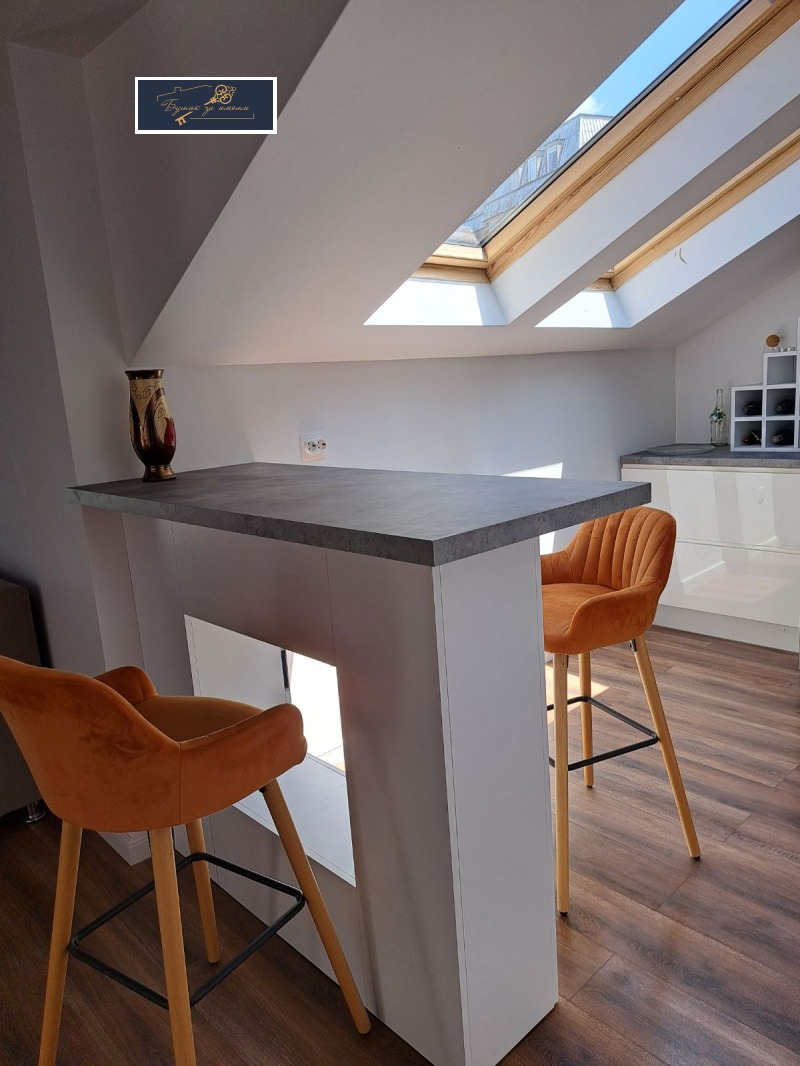Продава  Многостаен град Русе , Център , 108 кв.м | 87877985 - изображение [2]