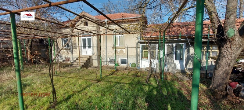 Продава КЪЩА, област Шумен, с. Хитрино • 154000 лв. / 78738.95 € • 33764379 1