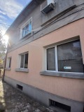 Продава ЕТАЖ ОТ КЪЩА, град Плевен, Широк център • 99000 € / 193627.17 лв. • 63260639 3