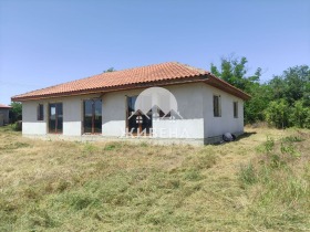 Huis Chrabrovo, regio Dobritsj