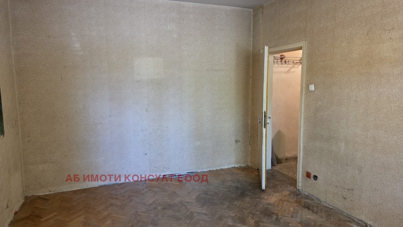 Продава  2-стаен град София , Надежда 4 , 65 кв.м | 92087247 - изображение [8]