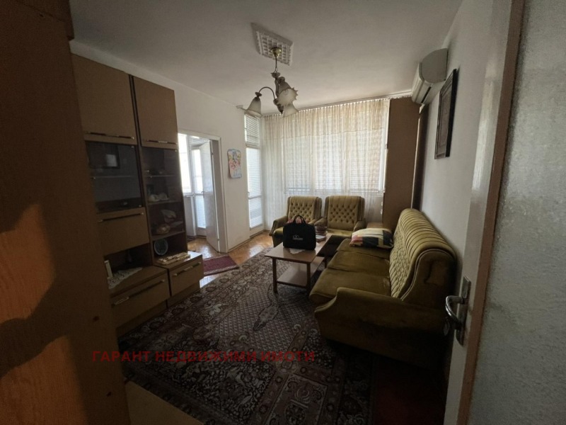 Продава  3-стаен град Габрово , Център , 76 кв.м | 48028735 - изображение [2]