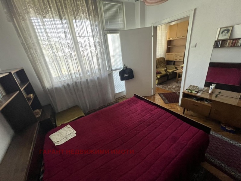 Продава  3-стаен град Габрово , Център , 76 кв.м | 48028735 - изображение [12]
