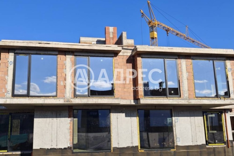 Продава КЪЩА, гр. София, м-т Камбаните