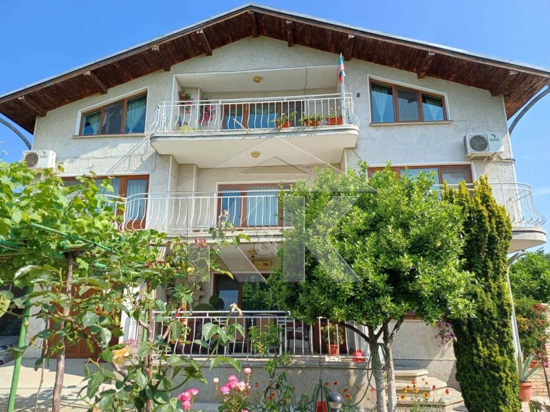 Продава КЪЩА, гр. Варна, м-т Ален мак