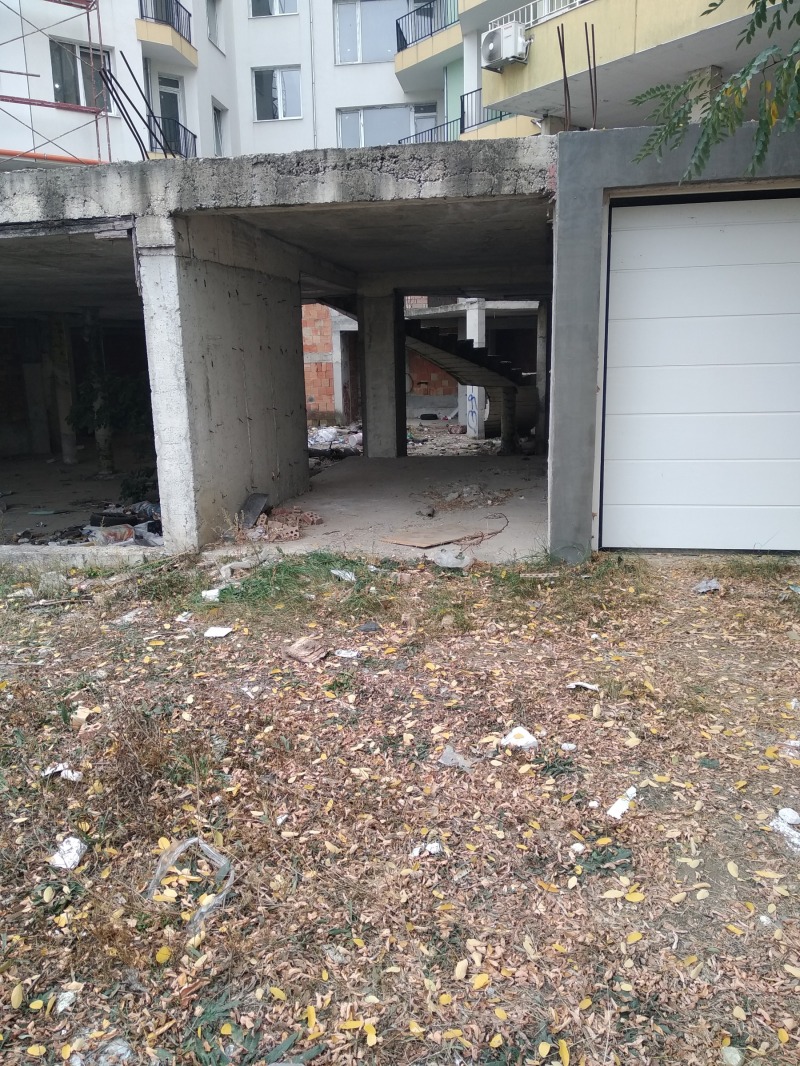 Продава ГАРАЖ, ПАРКОМЯСТО, гр. Бургас, област Бургас