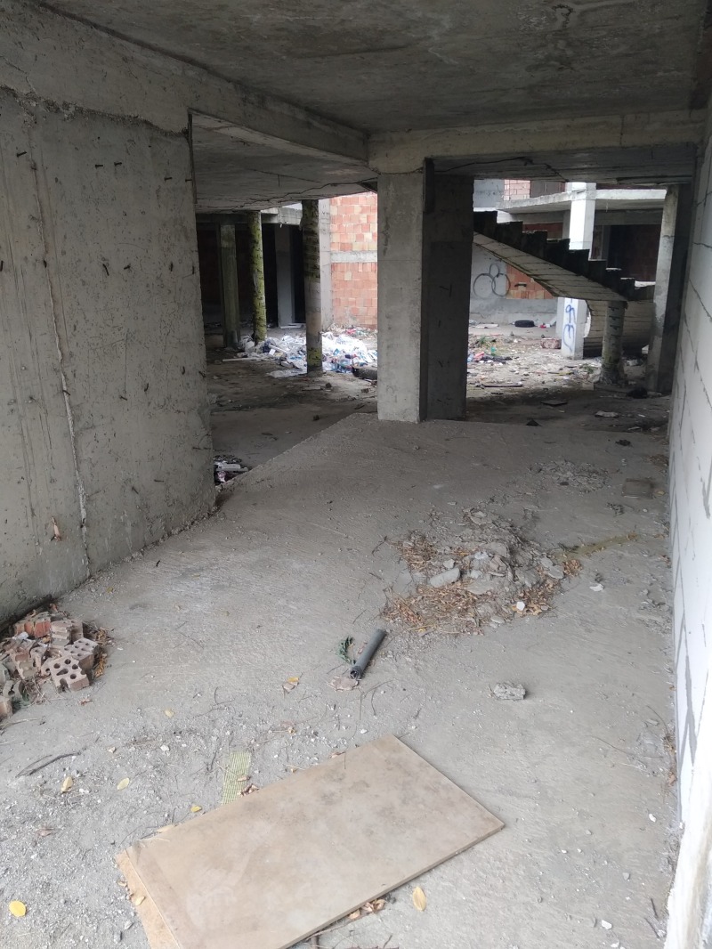 Продава ГАРАЖ, ПАРКОМЯСТО, гр. Бургас, област Бургас, снимка 4 - Гаражи и паркоместа - 53021810