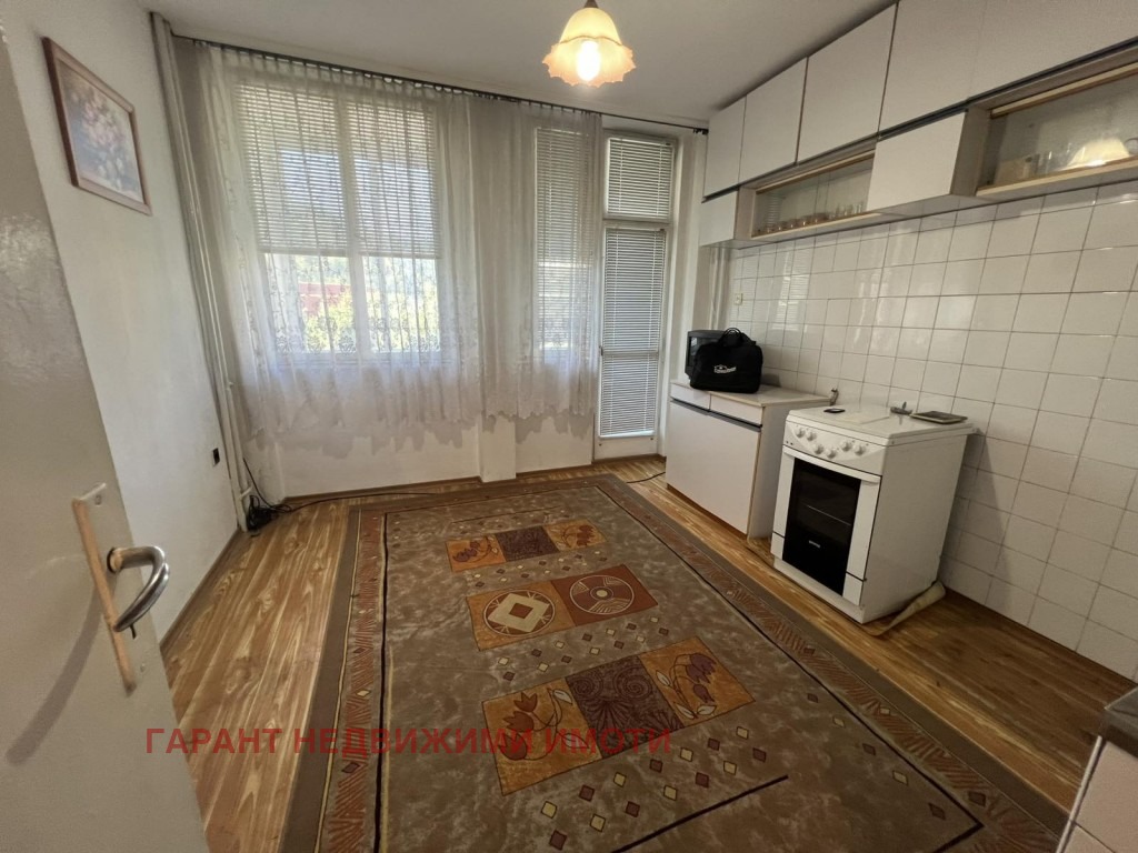Продава 3-СТАЕН, гр. Габрово, Център, снимка 2 - Апартаменти - 52981706