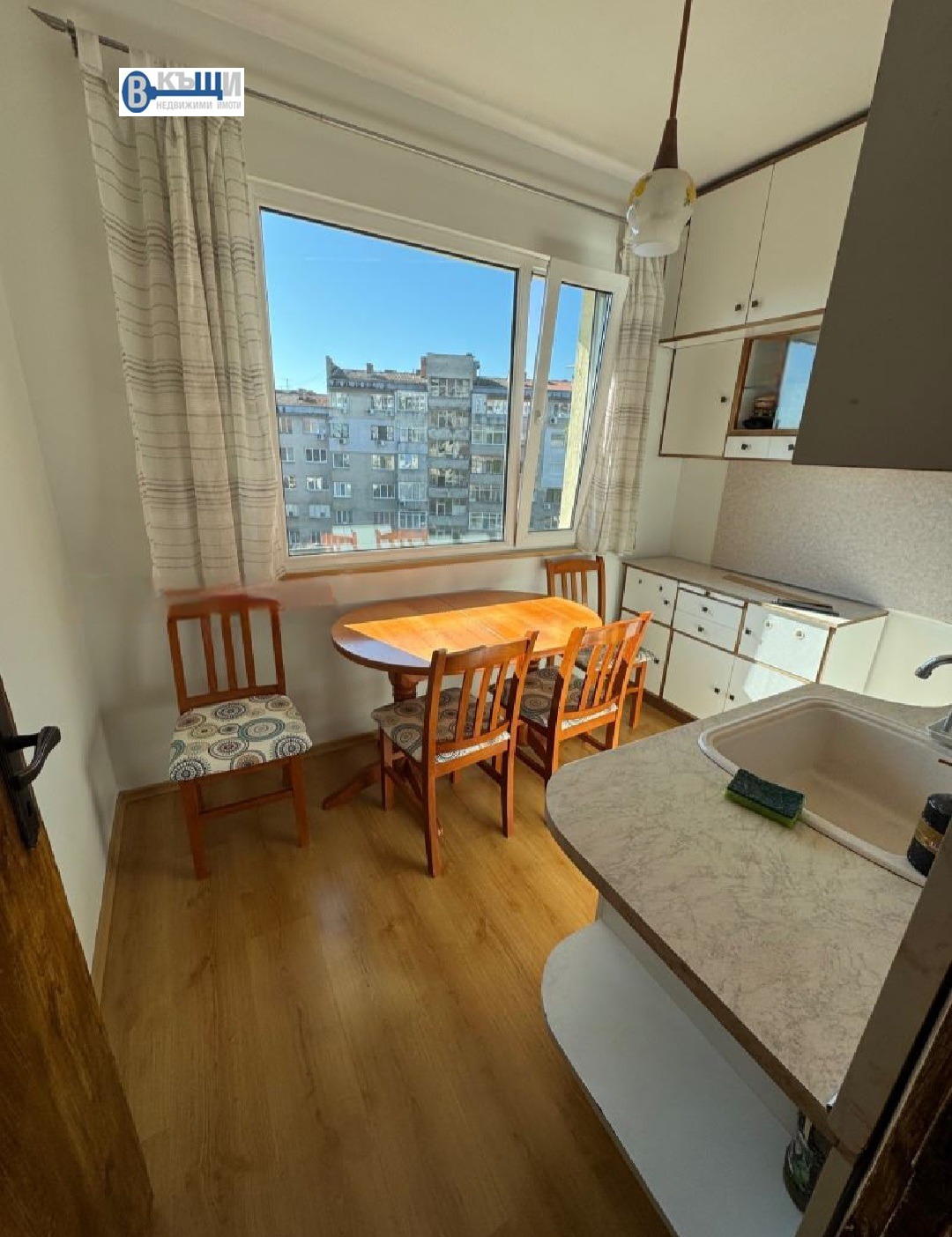 Продава 3-СТАЕН, гр. Велико Търново, Акация, снимка 3 - Апартаменти - 54063691