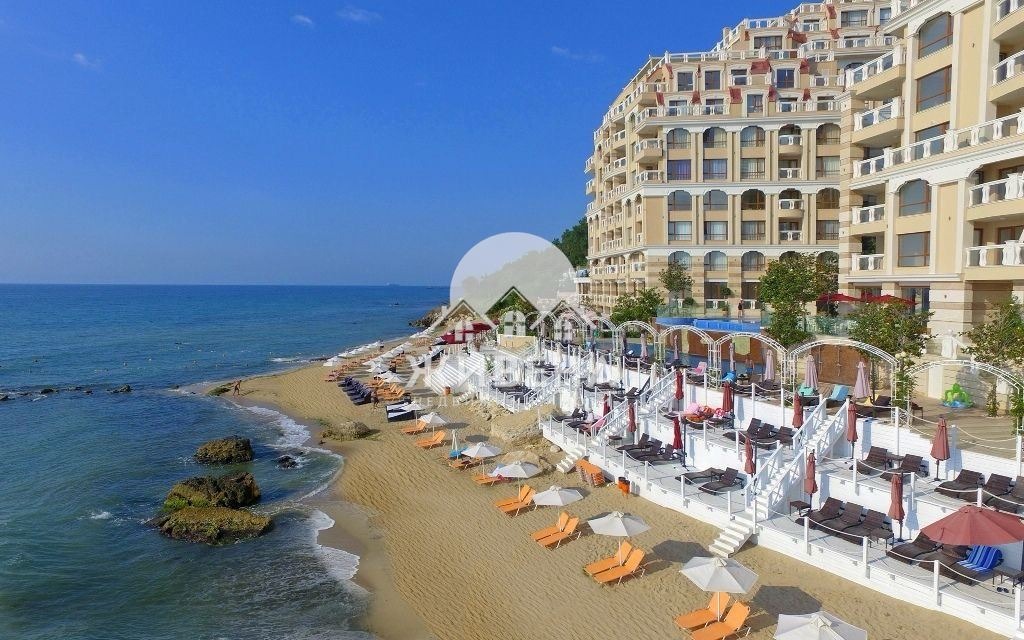 Продава 3-СТАЕН, гр. Варна, к.к. Чайка, снимка 2 - Апартаменти - 54229087