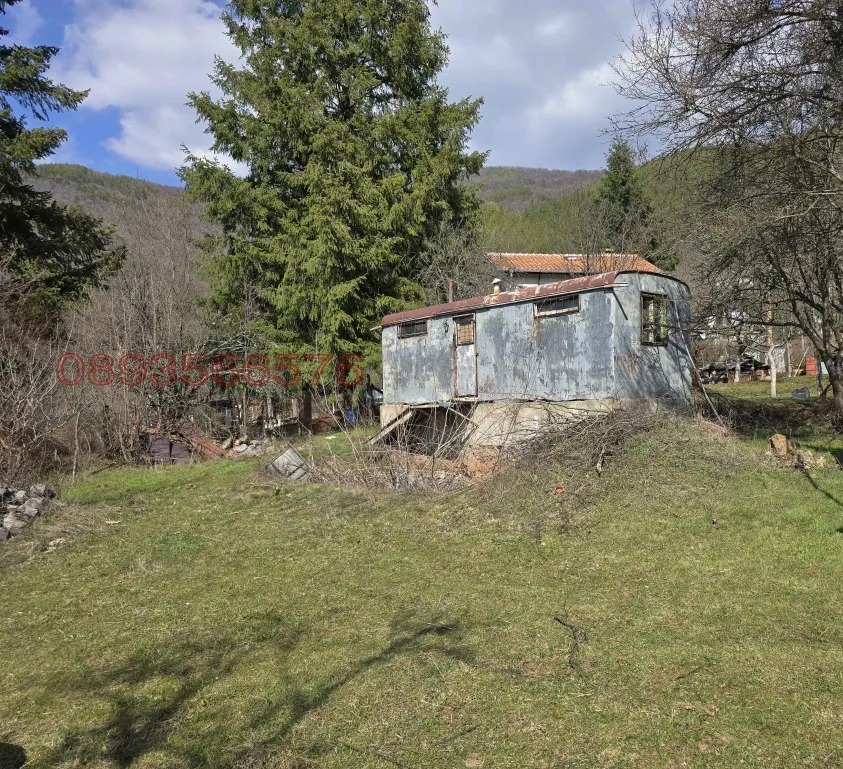 Продава ВИЛА, с. Батулия, област София област, снимка 7 - Вили - 54995498