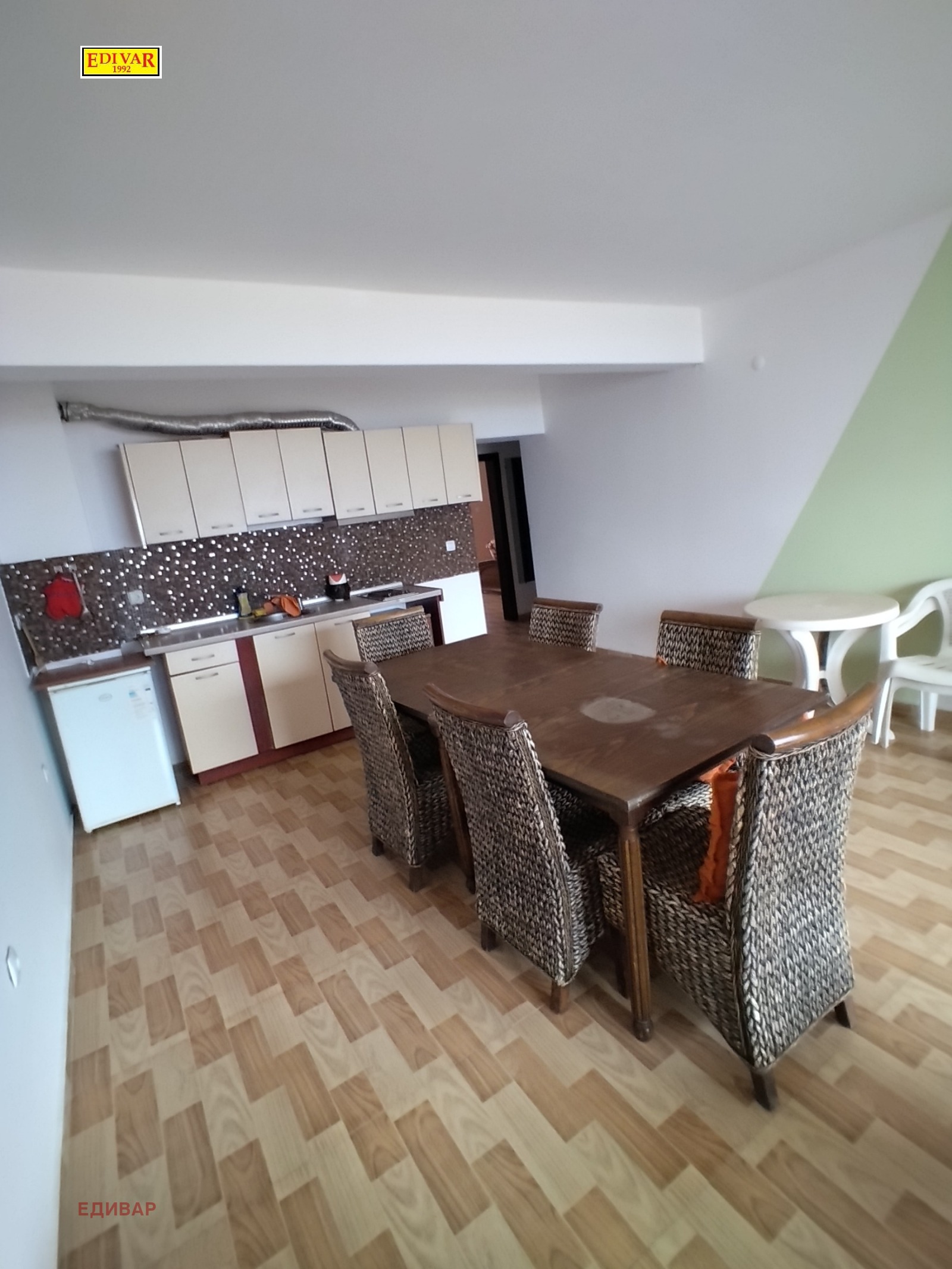 Продава 3-СТАЕН, гр. Свети Влас, област Бургас, снимка 2 - Апартаменти - 41606501