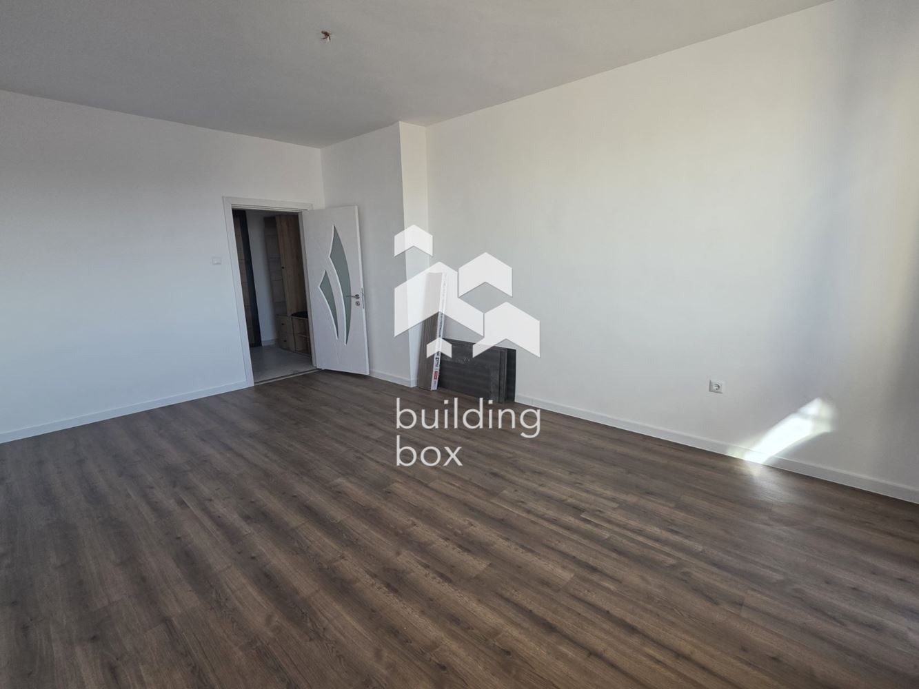 Продава 3-СТАЕН, гр. София, Толстой, снимка 2 - Апартаменти - 54855852