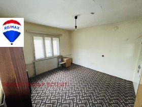 Продажба на етажи от къща в град Русе - изображение 5 