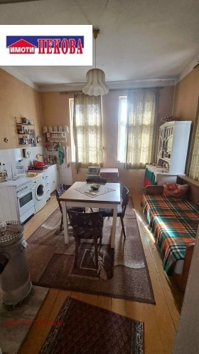 ������ ������� ����