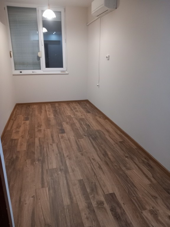 Продава 3-СТАЕН, гр. Кърджали, Център, снимка 3 - Апартаменти - 52489114