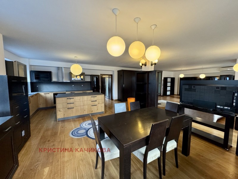 Продава  3+ slaapkamer Sofia , Strelbishte , 220 кв.м | 25046186 - изображение [2]