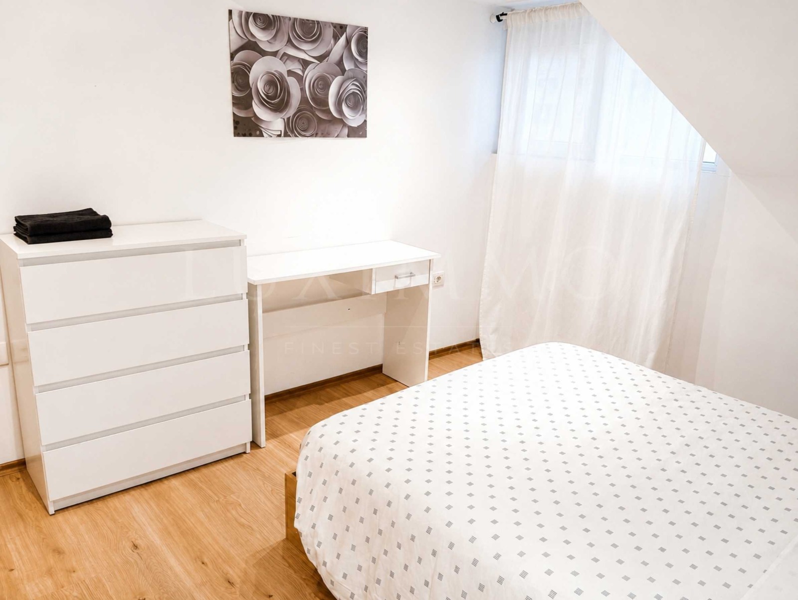 Продава МНОГОСТАЕН, гр. София, Център, снимка 17 - Апартаменти - 55199573