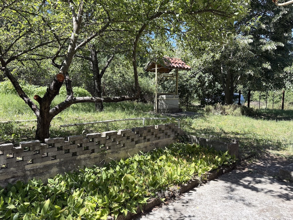 Продава КЪЩА, гр. София, с. Герман, снимка 10 - Къщи - 55472418
