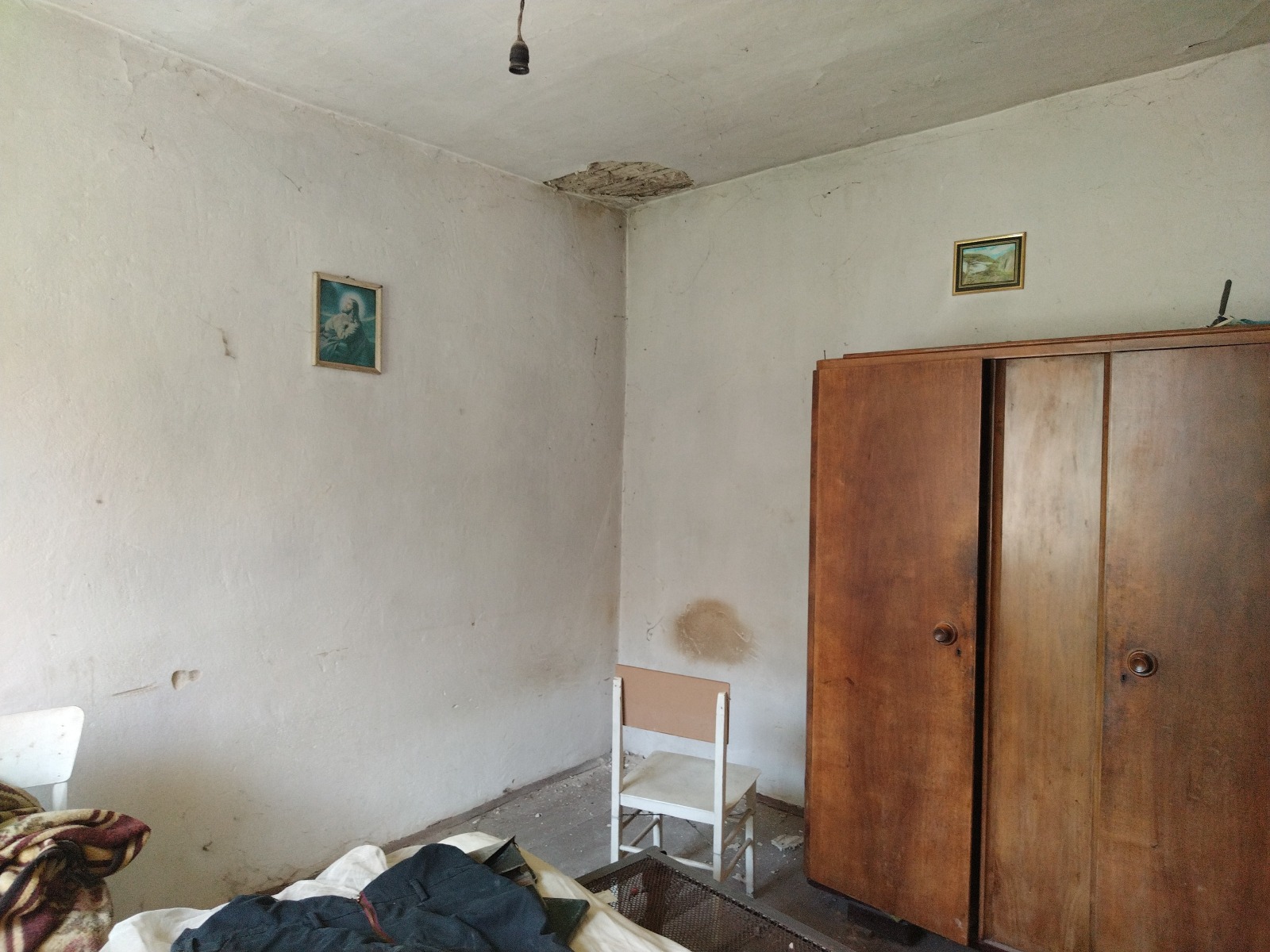 Продава КЪЩА, с. Драгичево, област Перник, снимка 11 - Къщи - 55689916