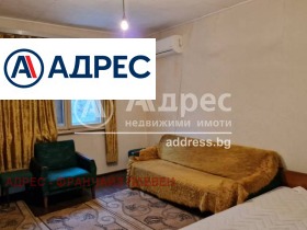 Продава етаж от къща град Плевен Широк център - [1] 